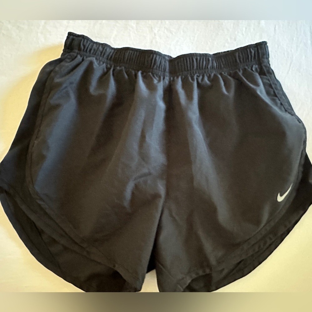 NIKE tempo dri-fit running shorts, size medium, all black